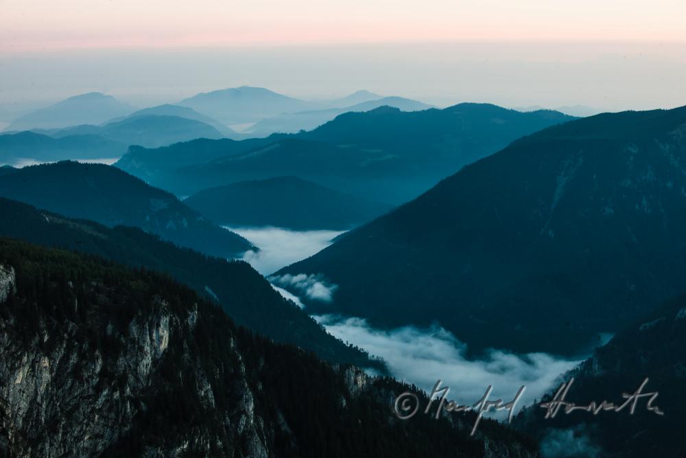 view into the valley 