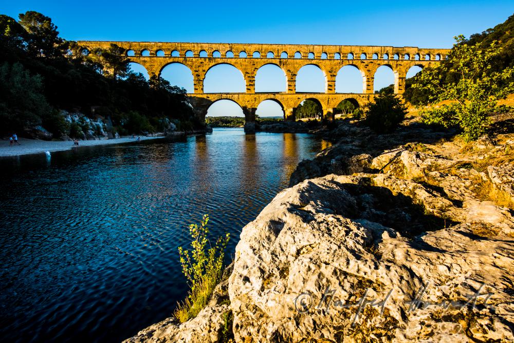 roman aqueduct  