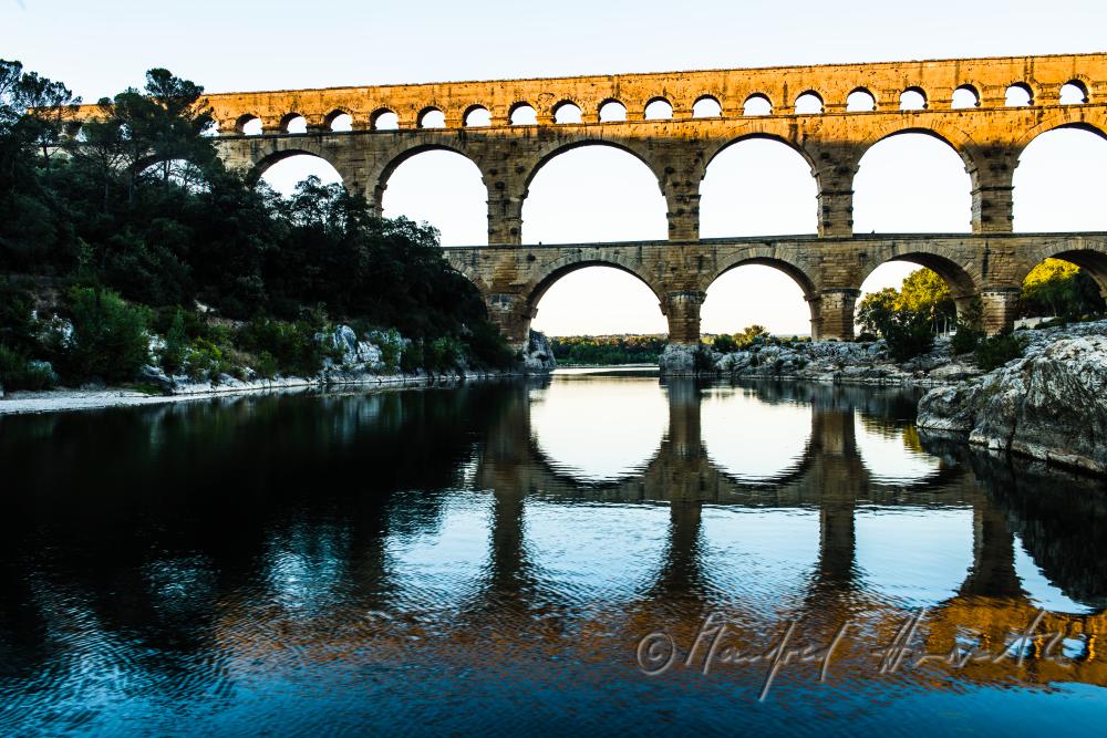 roman aqueduct  