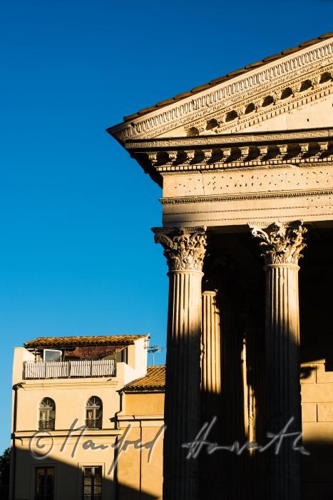 the Roman temple: 