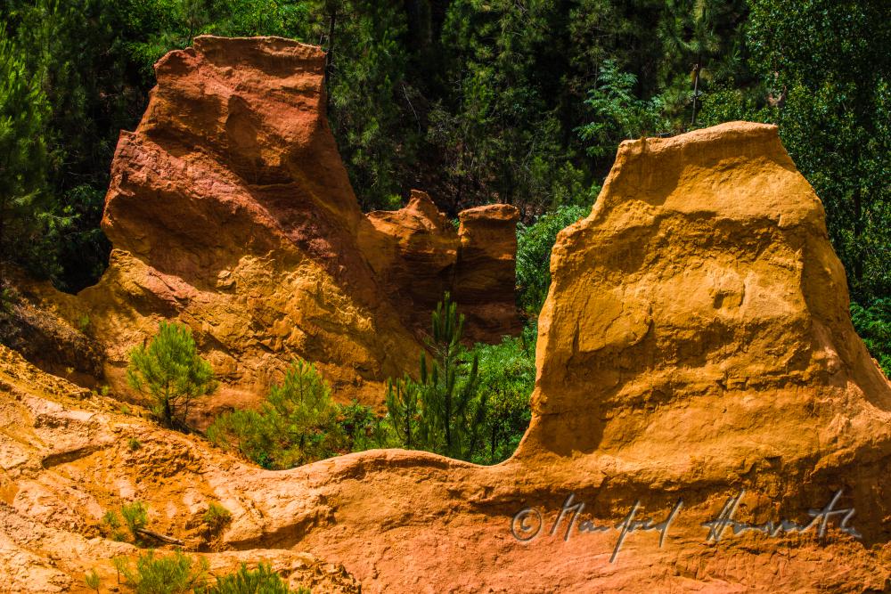 ocre pigment pit of Roussillion