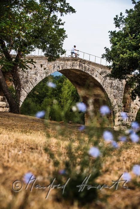 roman bridge 