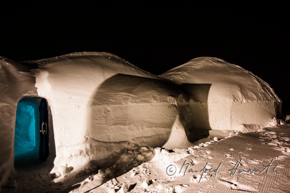 igloo hotels at the 