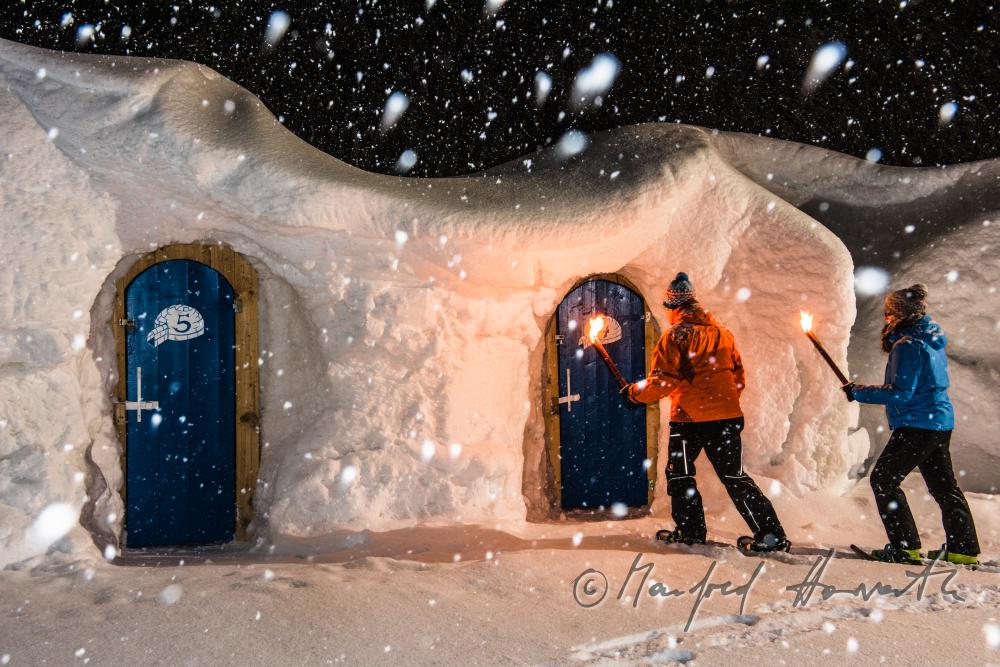 guests of the igloo hotel at the 