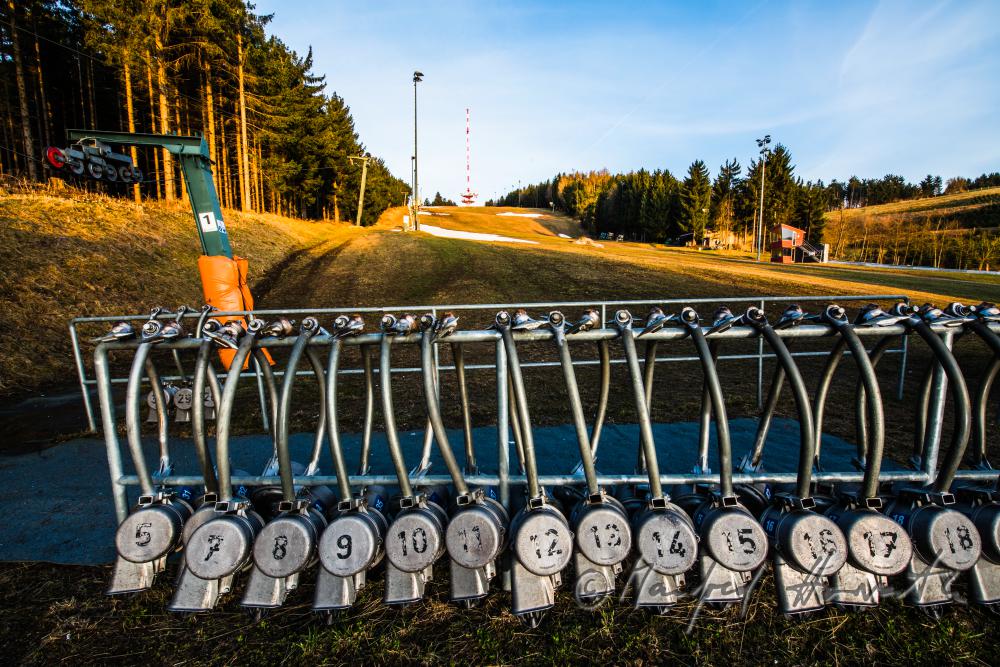T-bar lift on the slope of the skiing area