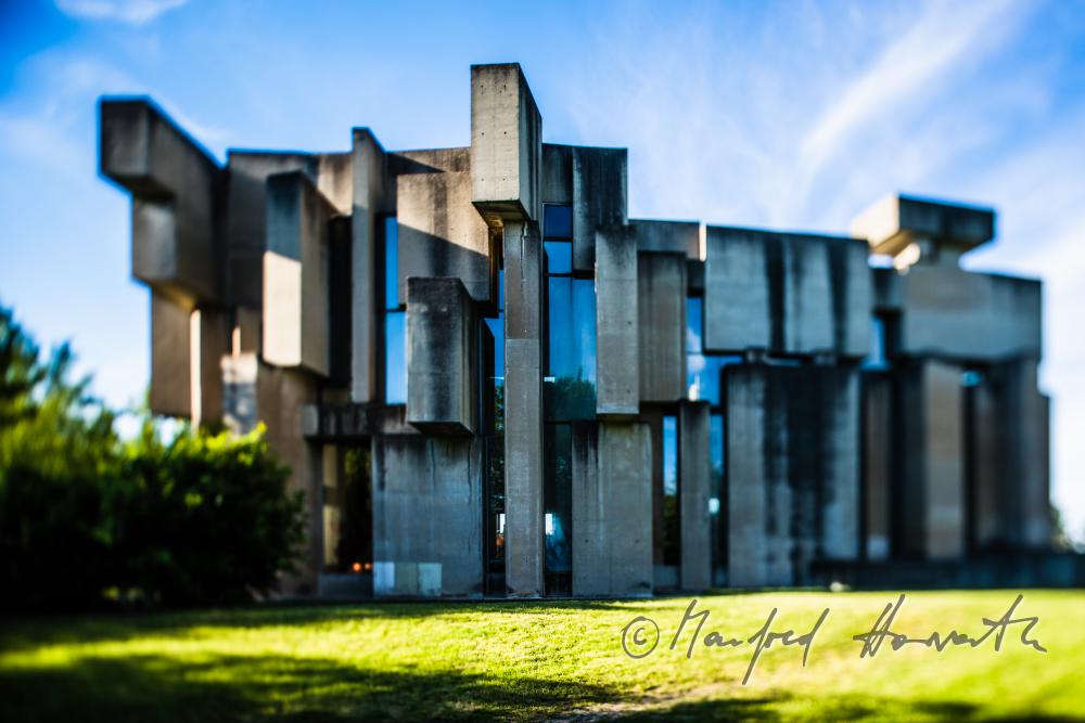 Wotrubakirche (Kirche zur Heiligsten Dreifaltigkeit)